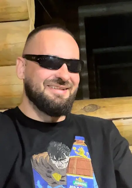 Глеб з Кривого Рогу, шукаю на сайті знайомства на одну ніч