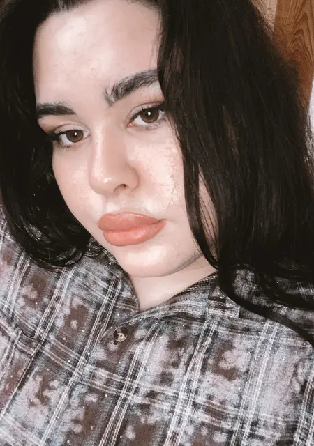 Я Любовь, 20, знакомлюсь для открытые отношения в Франкфурте-на-майне