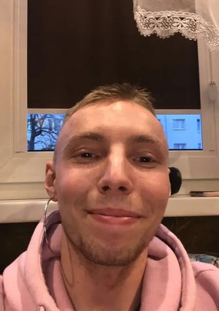 Я Oskar, 22, знакомлюсь для постоянных отношений в Кросно