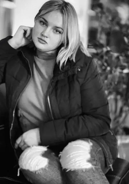 Я Alice, 31 років з Суми, шукаю знайомство для постійні стосунки