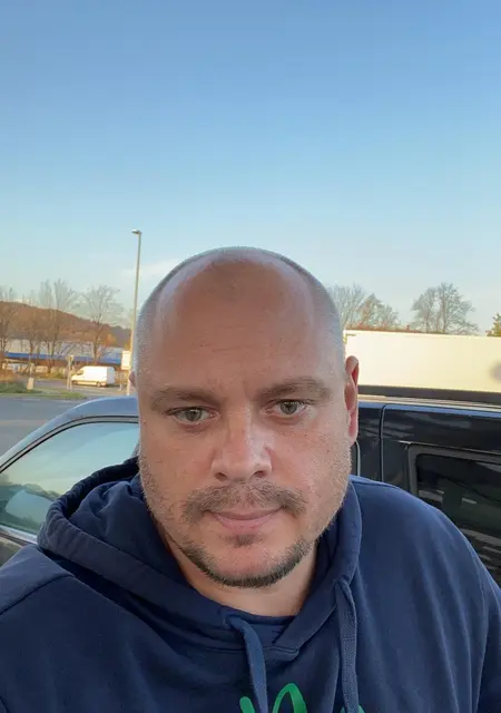 Я Константин, 45 років з Вінниці, шукаю знайомство для спільних подорожей