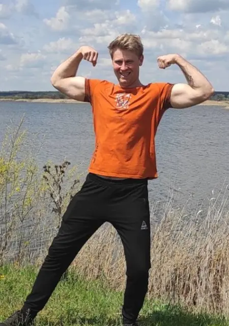 Я Роман, 32 років з Краматорська, шукаю знайомства без зобов'язань