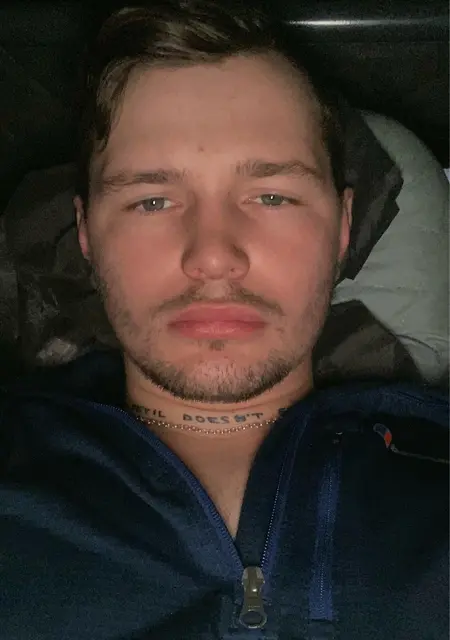 Я Владимир, 24 років, знайомлюсь для приємного проведення часу у Черкасах