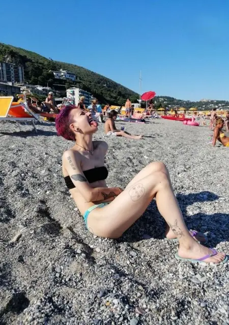 Я Vanessa, 25, знакомлюсь в Риме