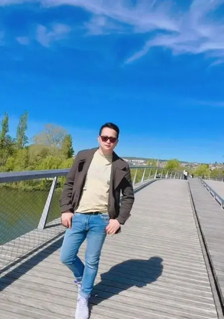 Я Serious Only, 31, знакомлюсь для совместных путешествий в Париже