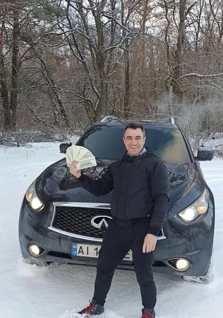 Я Михаил, 35, знакомлюсь на одну ночь в Кременчуге