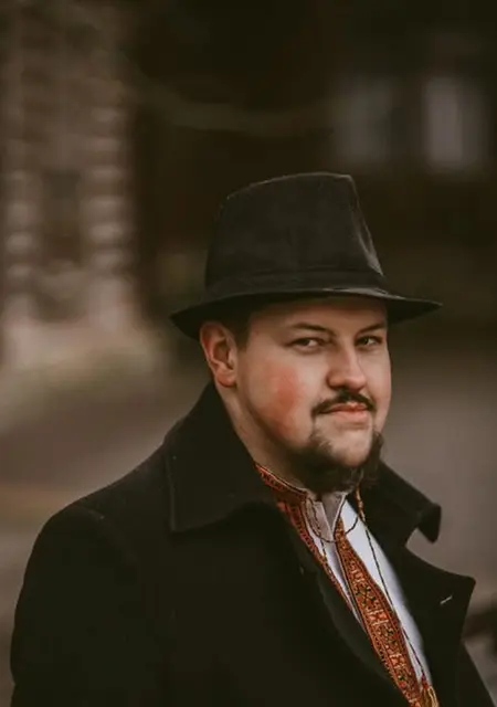 Я Петро, 34 років з Івано-Франківська, шукаю знайомство для постійних стосунків