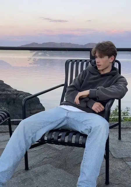 Я Max, 25, из Хельсинки, ищу знакомства без обязательств