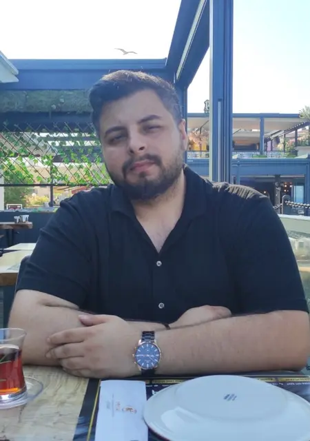 Я Tugay, 30, знакомлюсь без обязательств в Бурсе