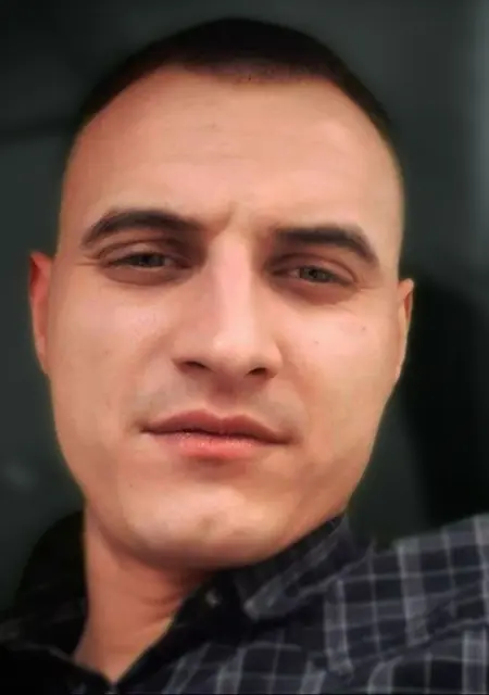 Я Макс, 34 років з Івано-Франківськ, шукаю знайомства без зобов'язань