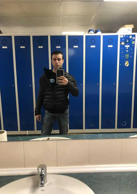 Dgbp de Zaragoza, tengo 32 años, listo para conocer para pasatiempo agradable