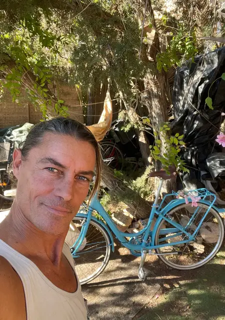 Paolo de Barcelona, tengo 48 años, listo para conocer para relación sin ataduras