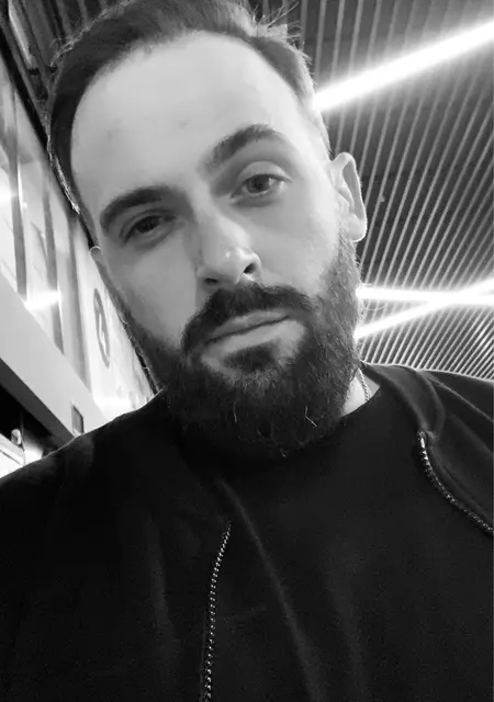 Влад из Дружковки, ищу на сайте знакомства без обязательств