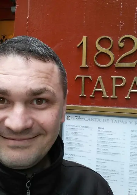 Я Сумчанин, 35 років, знайомлюсь для приємного проведення часу у Сумах