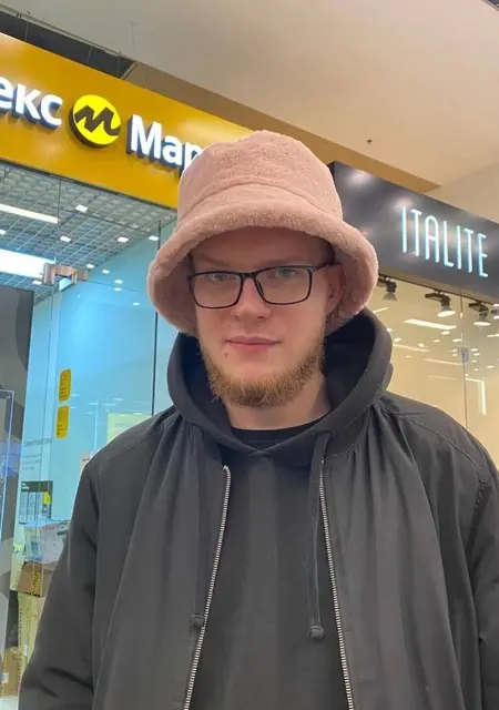 Я Сергей, 22, из Чичестер, ищу знакомство для открытые отношения