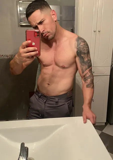 Benny de Almería, tengo 31 años, listo para conocer para relación abierta