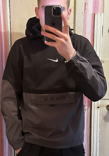 Коля з Одеси, шукаю на сайті приємне проведення часу