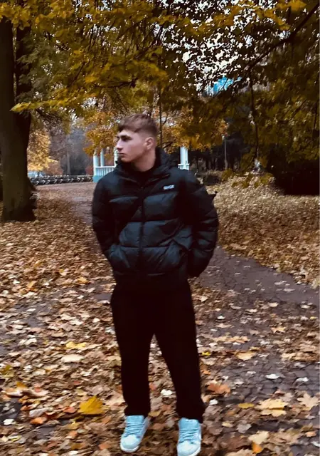 Я Alex, 20, знакомлюсь для открытые отношения в Киеве