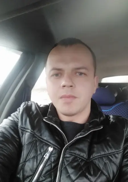 Я Дима, 25, из Слонима, ищу знакомство для общения