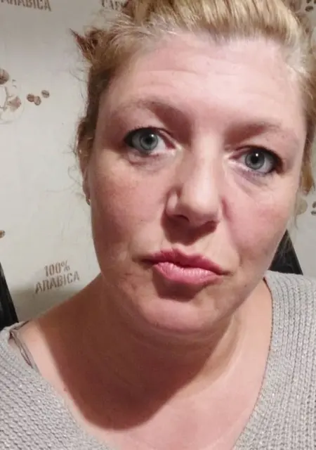 Я Kerstin, 45, из Берлина, ищу знакомство