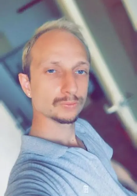 Я Christopher, 26, из Парижа, ищу знакомство