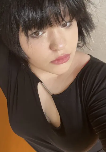 Я Наталья, 20, из Лимерик, ищу знакомства без обязательств