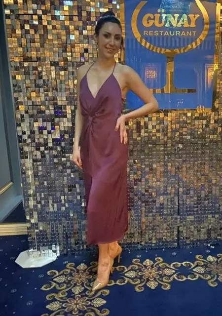 Ebnem из Стамбула, мне 38, познакомлюсь