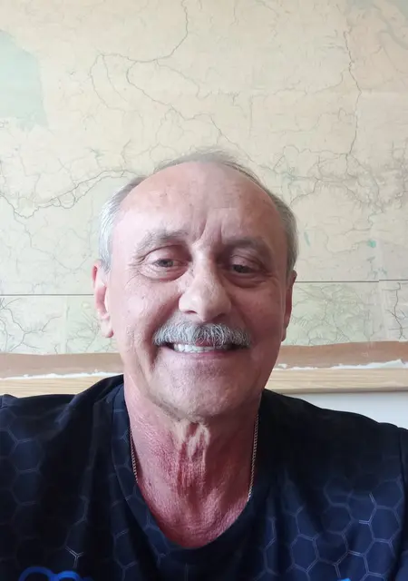 Я Алекс, 65 років, знайомлюсь без зобов'язань у Донецьку