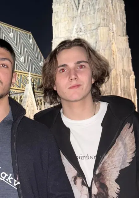 Я Andrew, 20, знакомлюсь на одну ночь в Вене