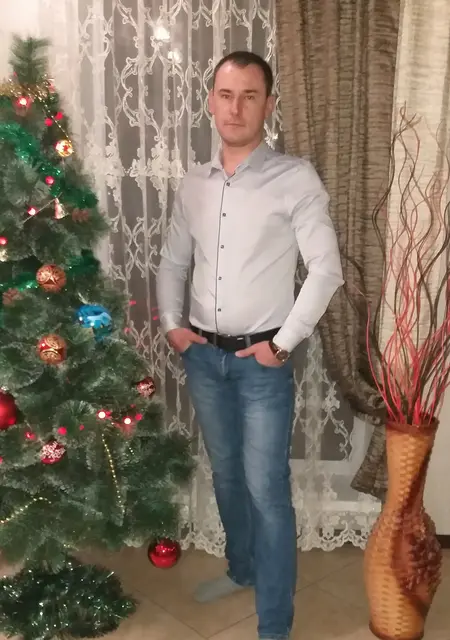Я Ден, 39, знакомлюсь для приятного времяпровождения в Барановичах