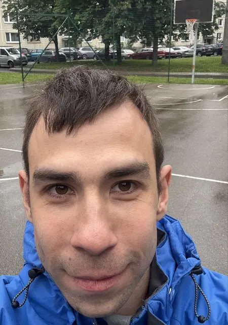 Andrej из Кингстон-апон-Халл, мне 31, познакомлюсь для открытые отношения