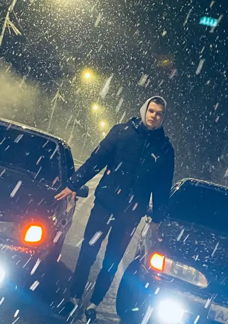 Алексей з Харкова, мені 24 років, познайомлюсь для дружби