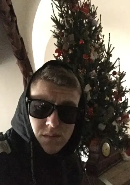 Paris з Ужгорода, мені 26 років, познайомлюсь для постійних стосунків