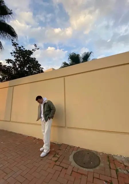 Я Emir, 20, из Адана, ищу знакомство для общения