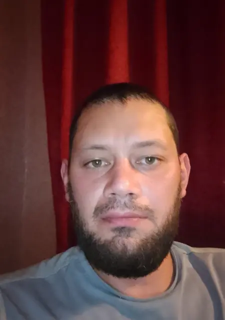 Я Вячеслав, 39 років, знайомлюсь без зобов'язань у Черкасах