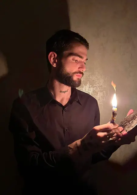 Я Markus, 26, из Берлина, ищу знакомства без обязательств
