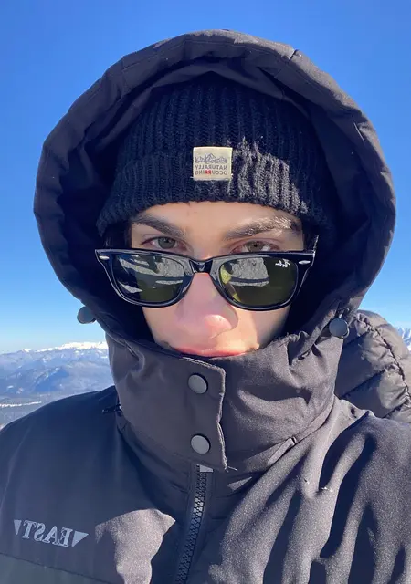 Lukas из Кутаиси, ищу на сайте вирта