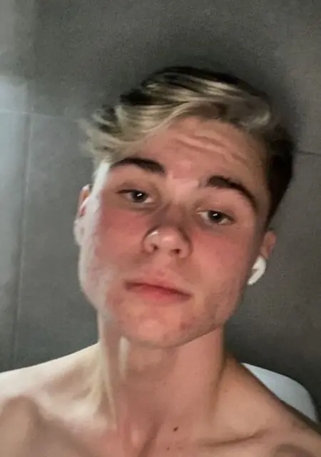 Я Daniel, 18, из Стокгольма, ищу знакомство