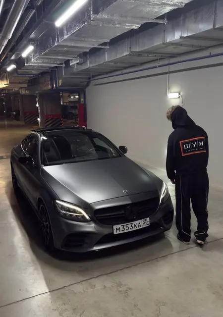 Матвей из Лондона, мне 18, познакомлюсь без обязательств