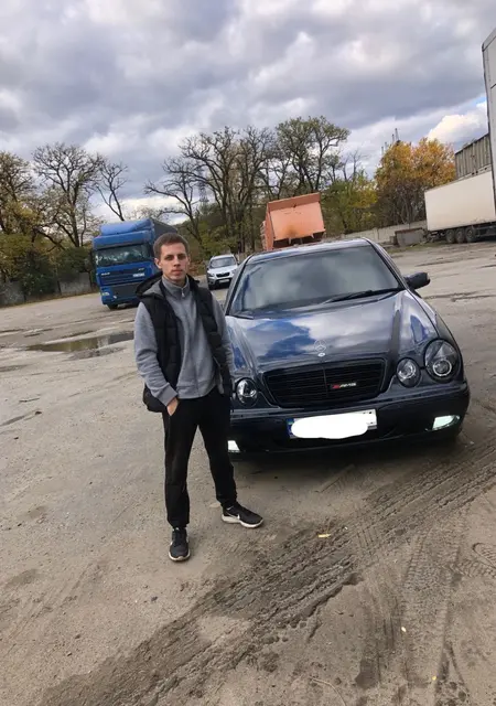 Я Валерий, 25, из Днепра, ищу знакомства без обязательств