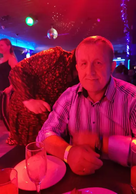 Иван из Минска, ищу на сайте знакомства без обязательств