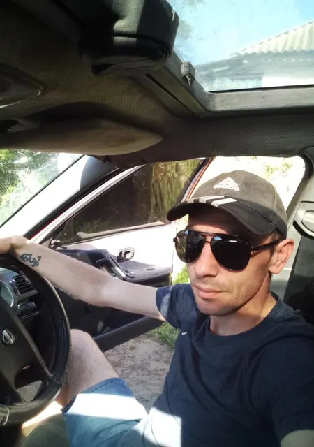 Я Олександр, 31 років, знайомлюсь для дружби у Золотоноше