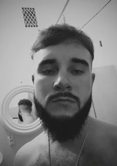 Я Артем, 30, знакомлюсь без обязательств в Гомеле