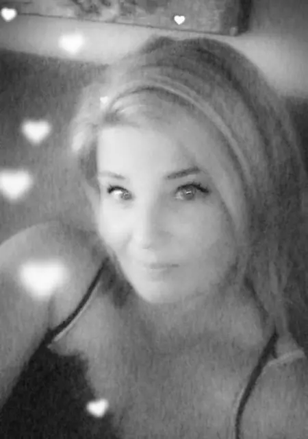 Я Sandra, 45, знакомлюсь в Париже