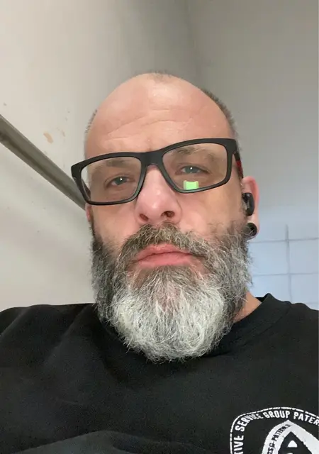 Dunklerzufall из Гельзенкирхена, ищу на сайте знакомства на одну ночь