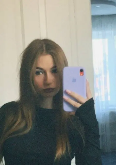 Я Катя, 22 років, знайомлюсь для постійних стосунків у Львові