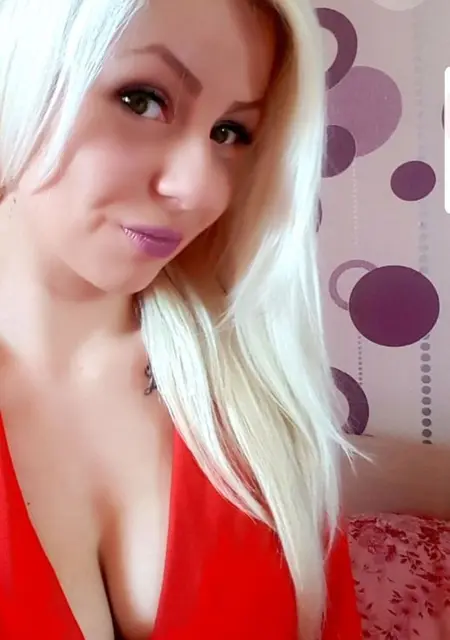 Я Adriana, 31, из Бухареста, ищу знакомство