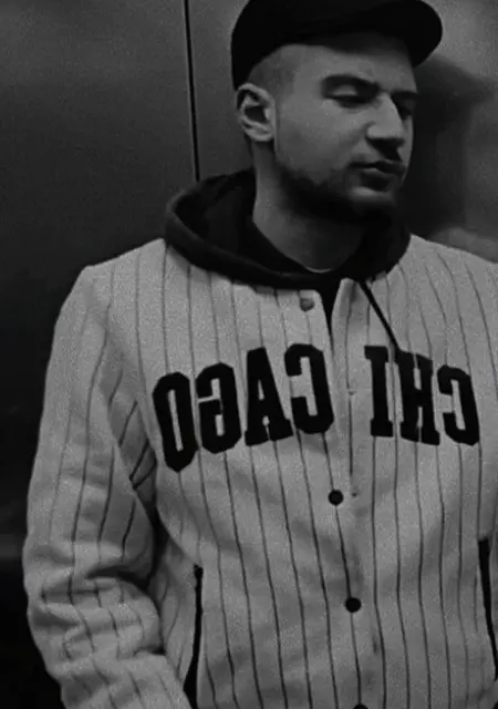 Lirxm из Гамбурга, мне 24, познакомлюсь для приятного времяпровождения