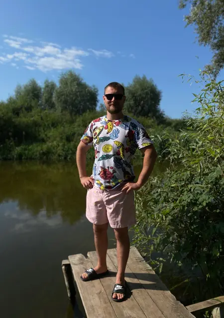 Vlad из Киева, ищу на сайте знакомства на одну ночь