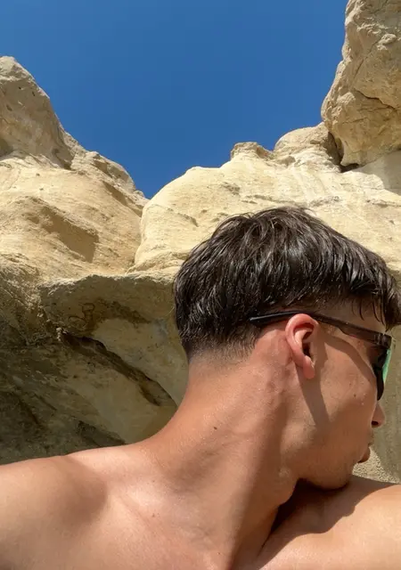 Я Aymen, 22, знакомлюсь без обязательств в Болонье